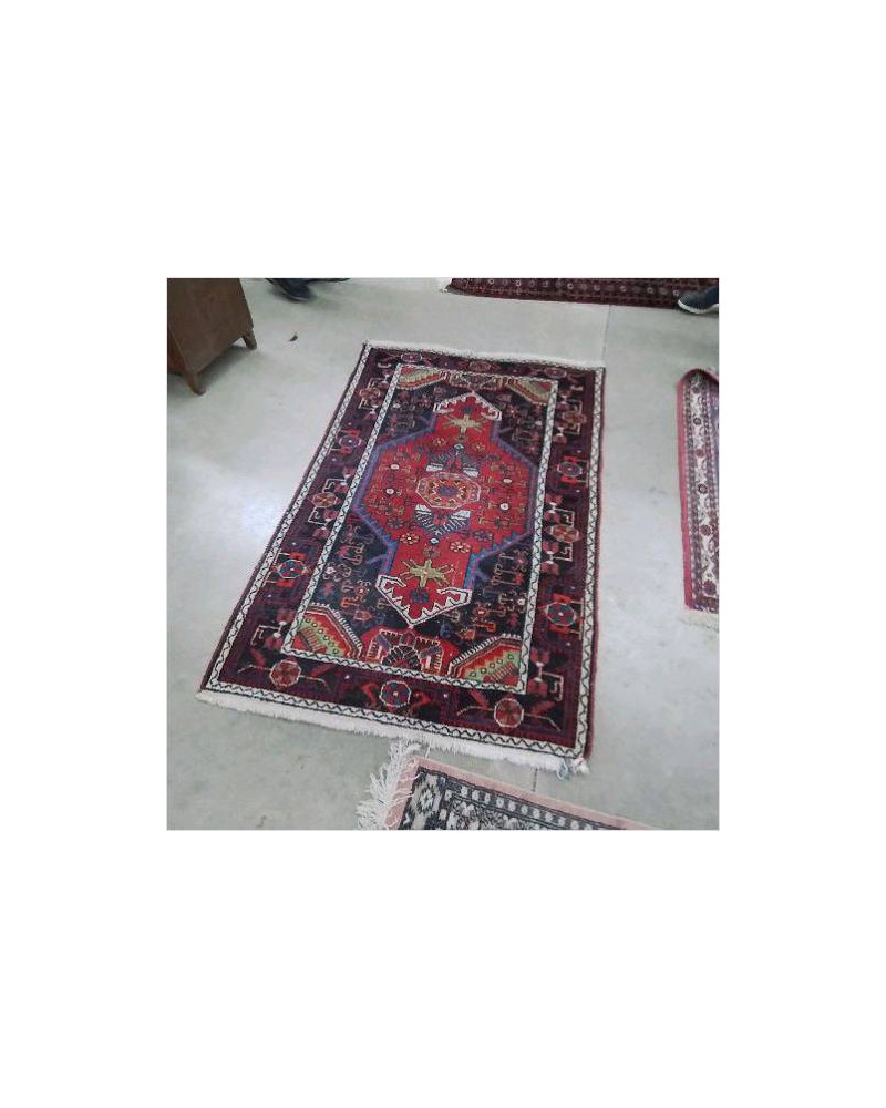 TAPIS ROUGE FRANGES COURTES