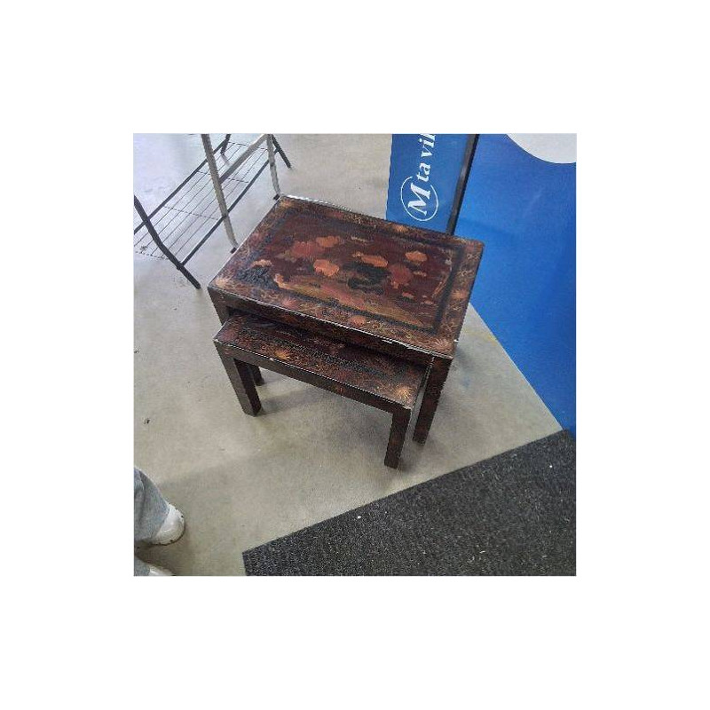 TABLES GIGOGNES ASIATIQUE 