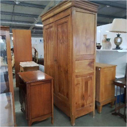 ARMOIRE 2 PORTES BOIS CLAIR 