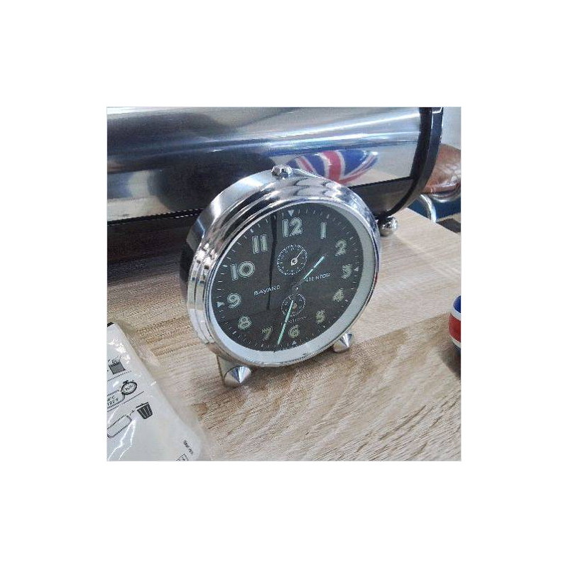 REVEIL VINTAGE EN L’ETAT