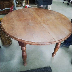 TABLE RONDE A RESTAURER