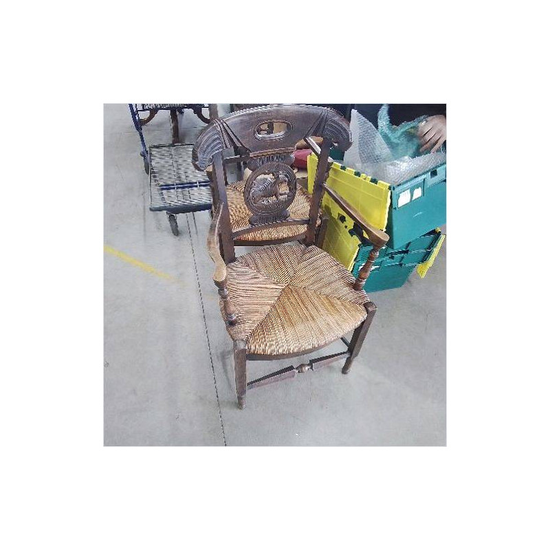 FAUTEUIL PAILLÉ SCULPTÉ 