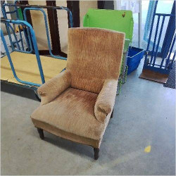 FAUTEUIL JAUNE 