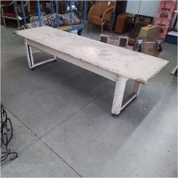TABLE DE FERME BASSE 