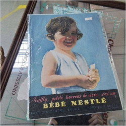 AFFICHE BÉBÉ NESTLÉ 