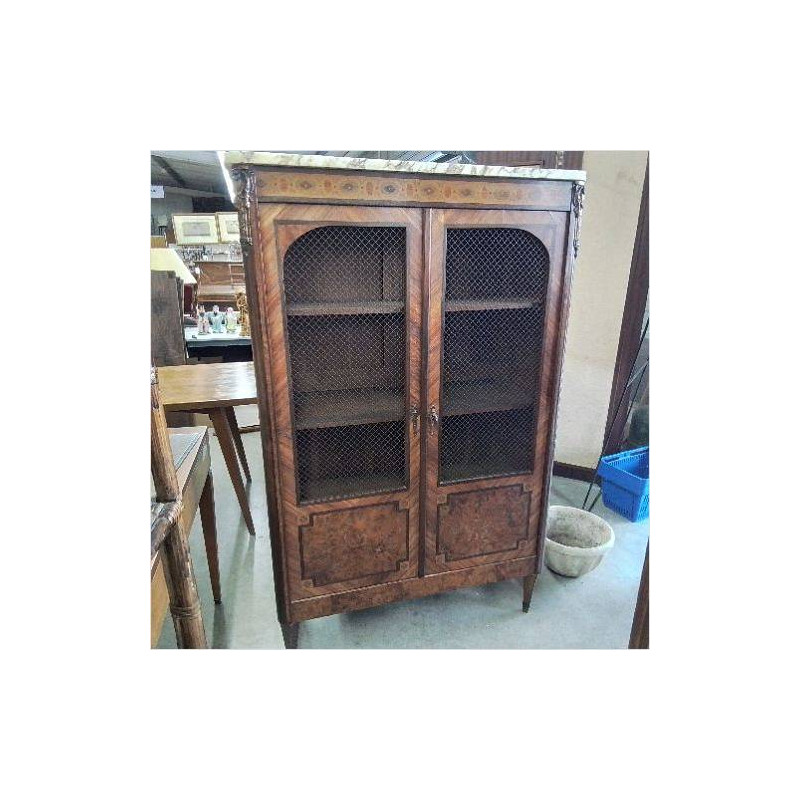 VITRINE DESSUS MARBRE GRILLAGÉE 