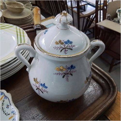 POT PORCELAINE