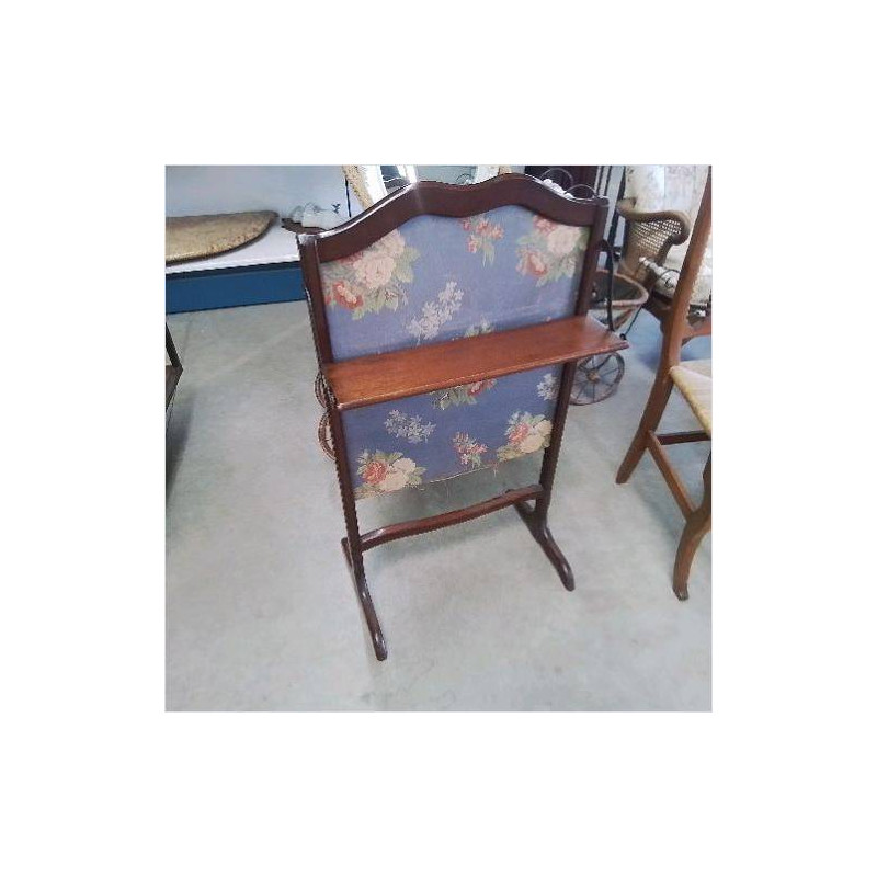 VALET DE CHAMBRE ECRAN