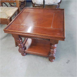 TABLE BASSE CARRÉE 
