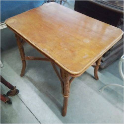 TABLE BASSE ROTIN