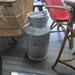 POT A LAIT ALUMINIUM 