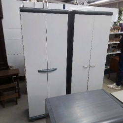 ARMOIRE 2 PORTES PLASTIQUE 