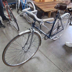 VELO MOTOBECANE BLEU