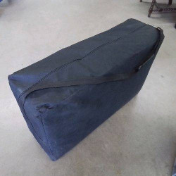 TABLE DE MASSAGE PLIABLE ET PORTABLE