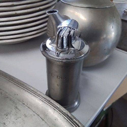 BRIQUET DE TABLE ETAIN