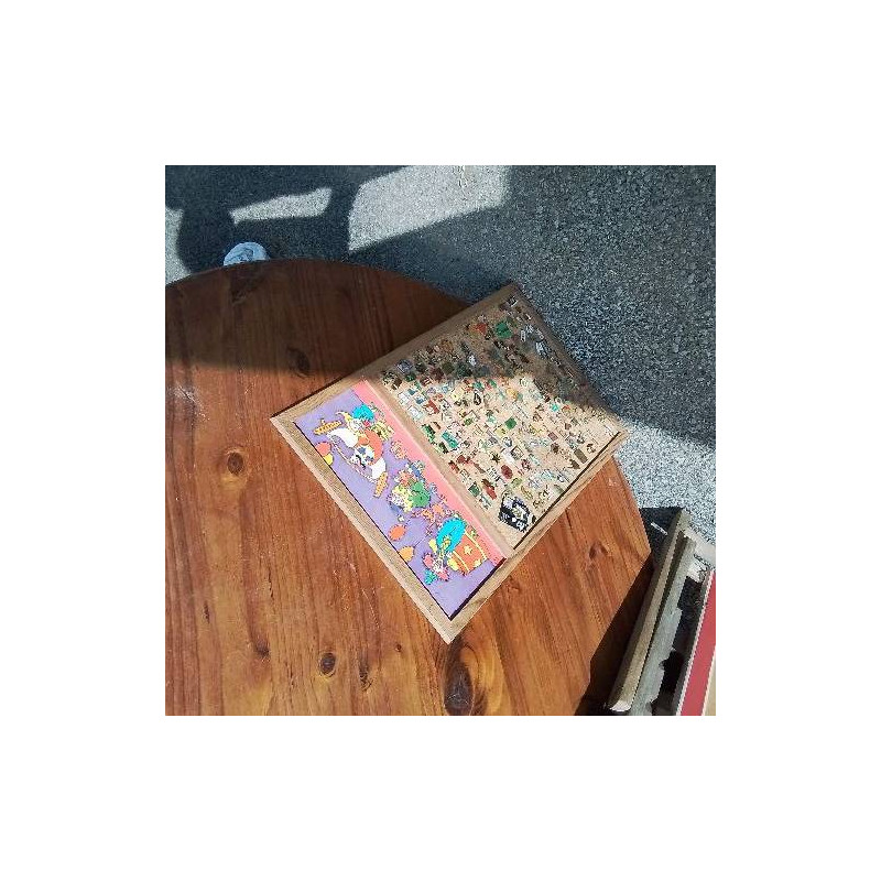 PLAQUE PIN’S