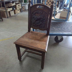 CHAISE ANCIENNE DECOR DRAGON