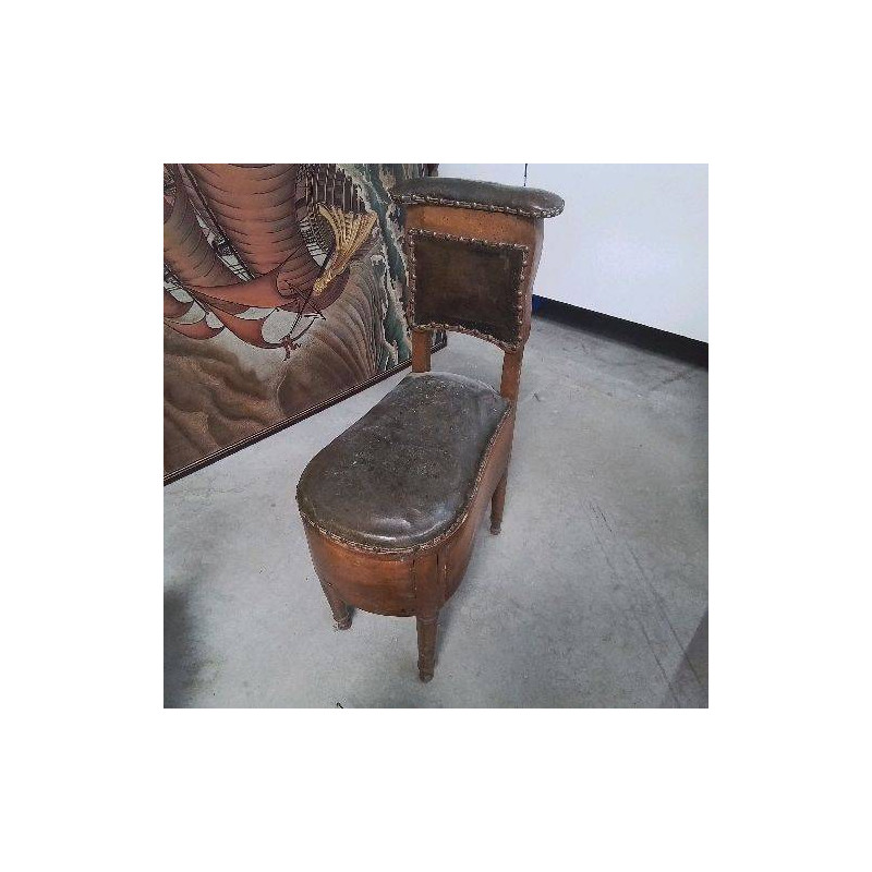 CHAISE D’AISANCE 