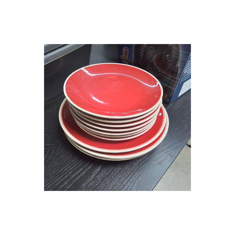 ASSIETTES ROUGES LE LOT