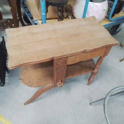 PETITE DESSERTE ANCIENNE