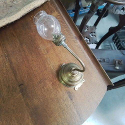 APPLIQUE LAMPE A PETROLE