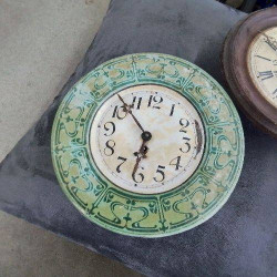 HORLOGE VERTE 