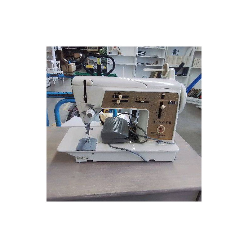 MACHINE A COUDRE SINGER