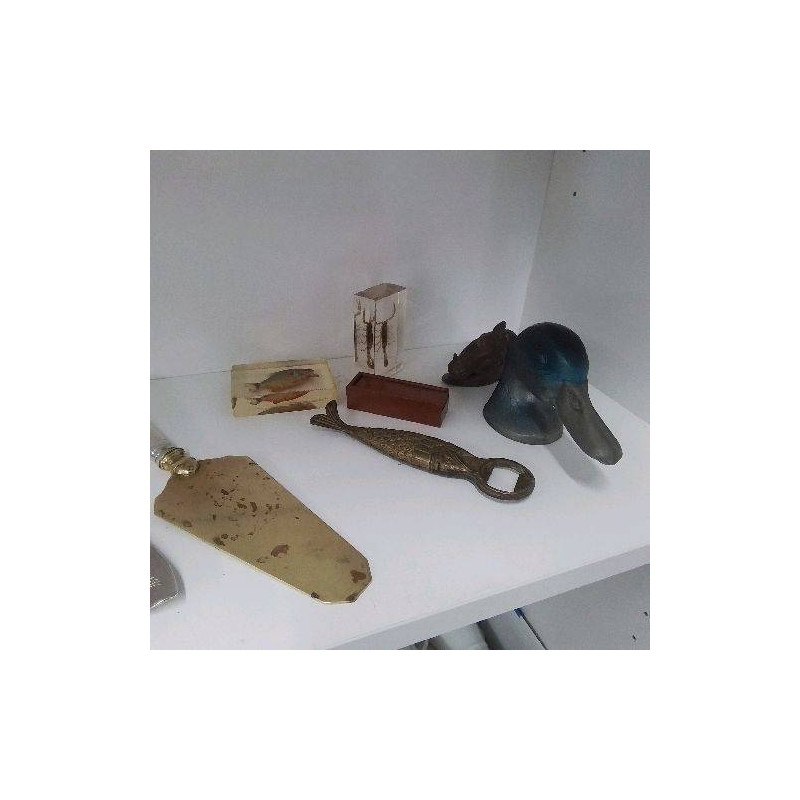 OBJET DE VITRINE