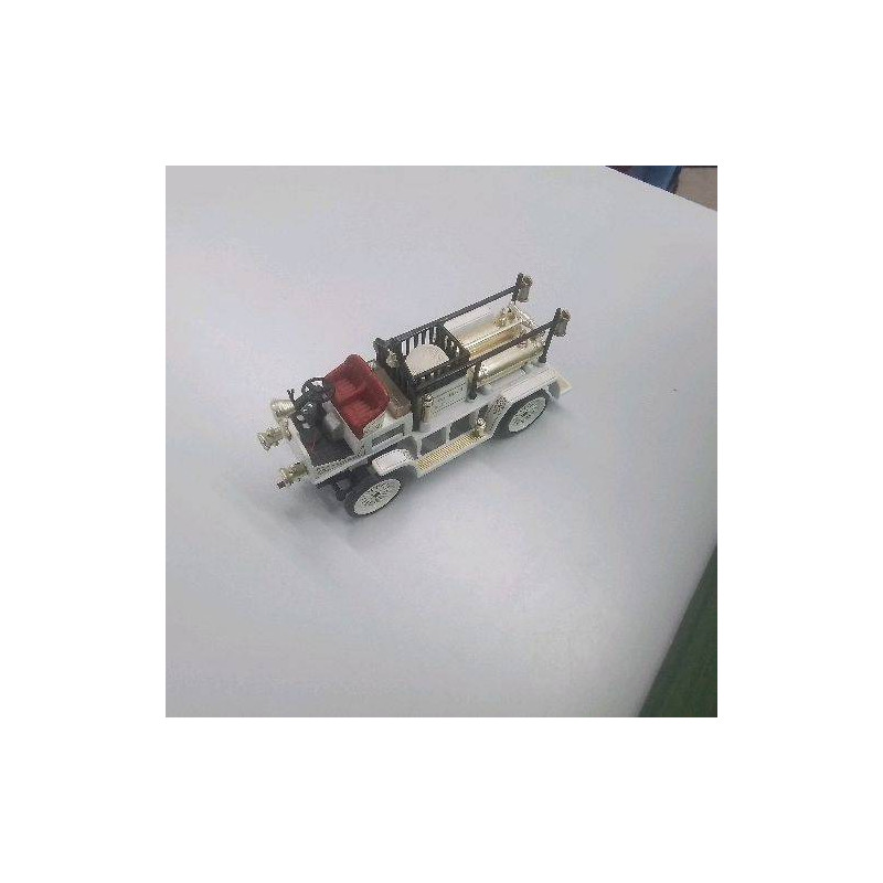 VOITURE DE POMPIER BLANCHE 