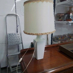 LAMPE BLANCHE
