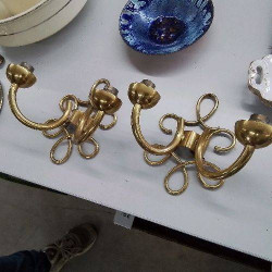 PAIRE D’APPLIQUES