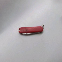COUTEAU PLIANT PORTE CLÉ 