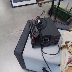 PROJECTEUR 