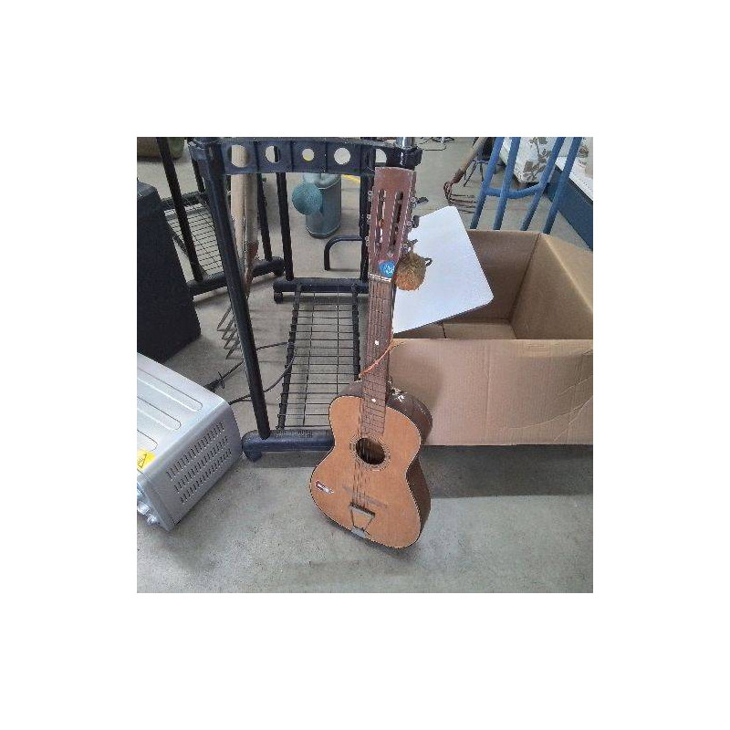 GUITARE 