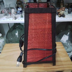 LAMPE ROUGE 