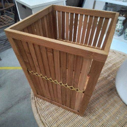 CACHE POT