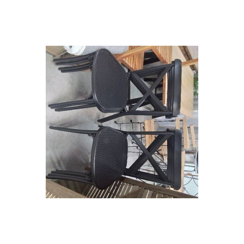 LOT 8 CHAISES METAL NOIR EMPILABLES