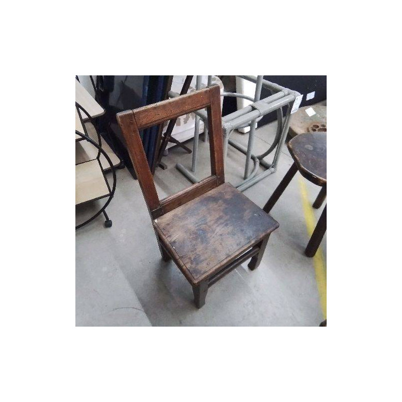 PETITE CHAISE ANCIENNE 
