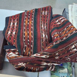 TAPIS ROUGE MARRON 