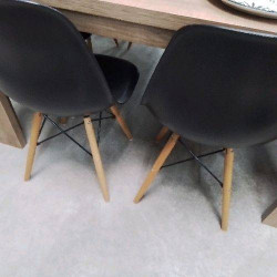 LOT 6 CHAISES NOIRES...