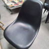 LOT 6 CHAISES NOIRES PLASTIQUES PIEDS BOIS