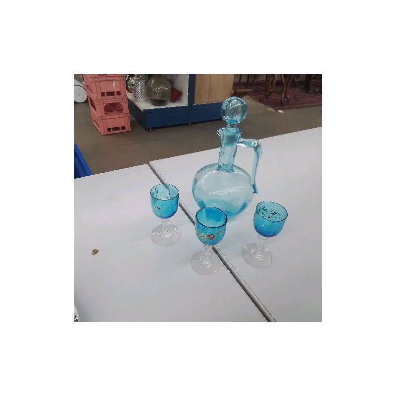 CARAFE BLEUE ET 3 VERRES