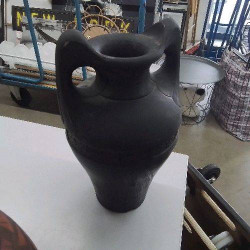 VASE NOIR 