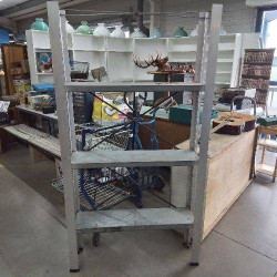 ETAGERE METAL