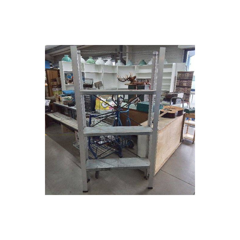 ETAGERE METAL