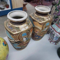 PAIRE DE VASES SATSUMA