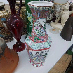 VASE ASIATIQUE ROSE