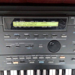 SYNTHETISEUR ROLAND E-70