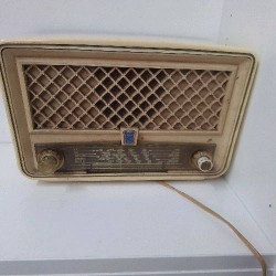 RADIO ANCIENNE RADIOLA