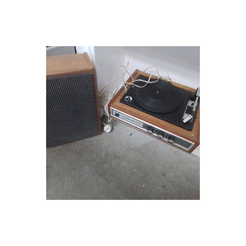 TOURNE DISQUE 